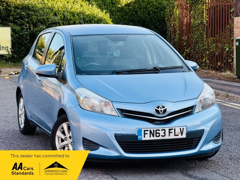Toyota Yaris Vvt-i Tr Blue