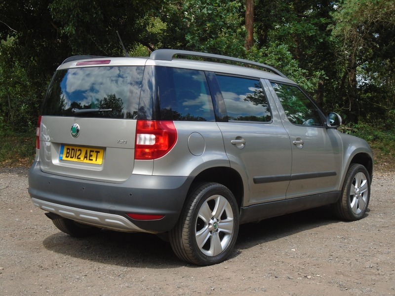 Skoda Yeti Se Tsi Dsg Beige #4