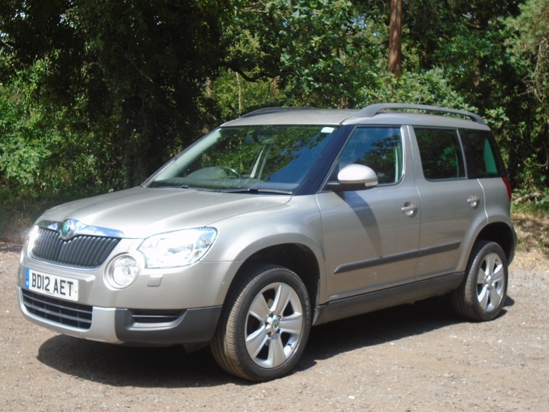 Skoda Yeti Se Tsi Dsg Beige #2