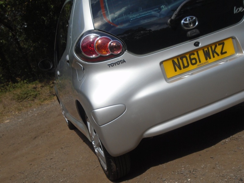 Toyota Aygo 1.0 Vvt-i Ice Hatchback Euro 5 White #12