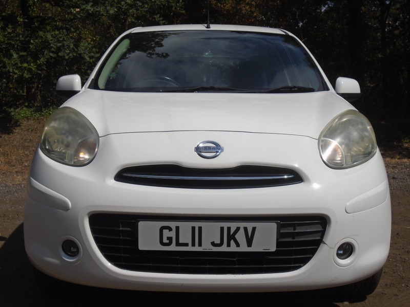 Nissan Micra Acenta White #5