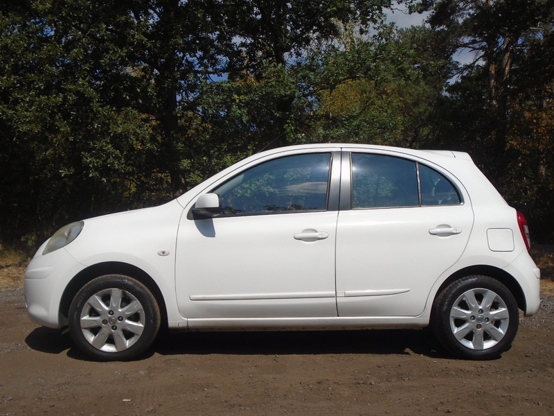 Nissan Micra Acenta White #3
