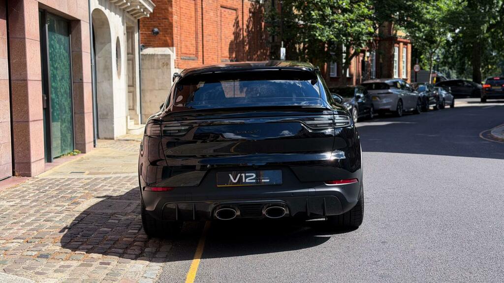 Porsche Cayenne Turbo Gt Black #3