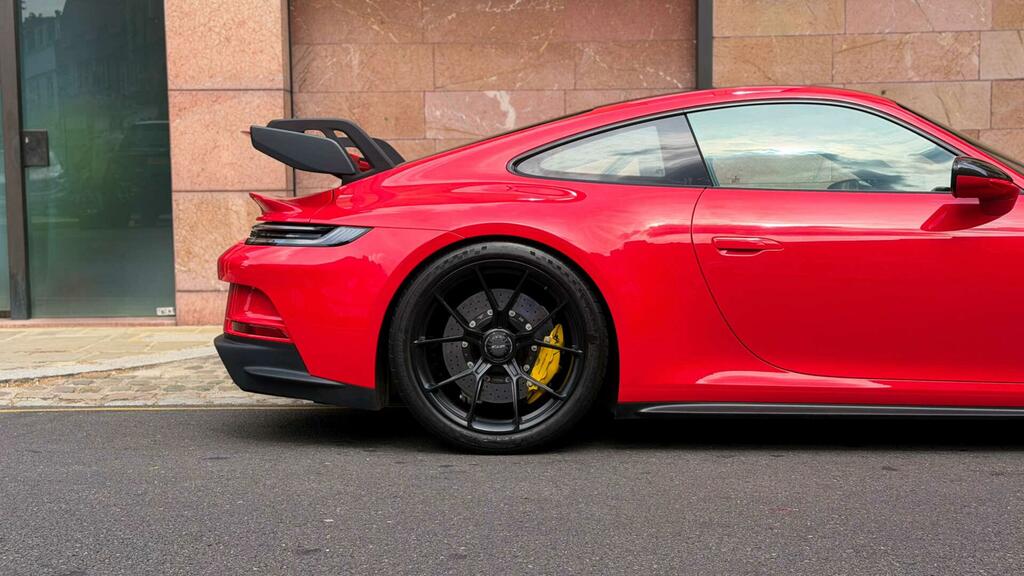 Porsche 911 911 Carrera 4S Black #13