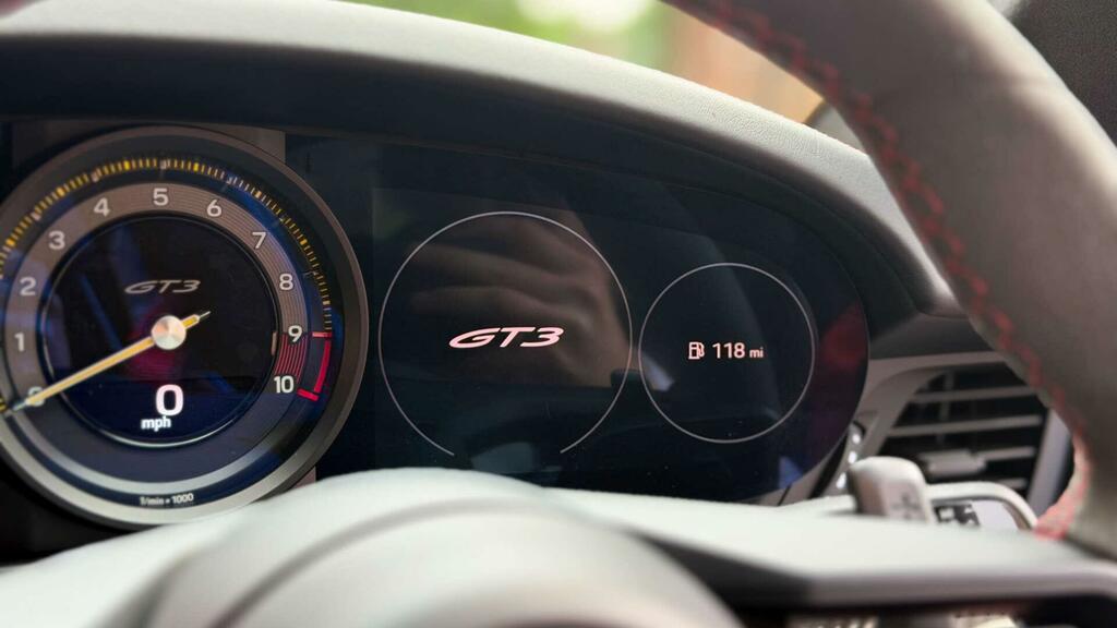 Porsche 911 911 Carrera 4S Black #34