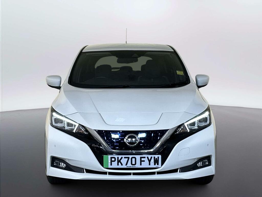 Nissan Leaf 40Kwh Tekna Hatchback 150 Ps White #3
