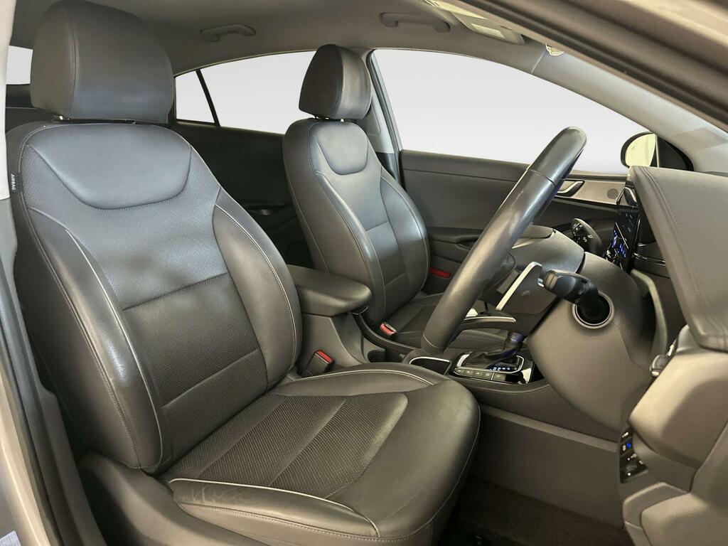 Hyundai Ioniq Premium Se Silver #11