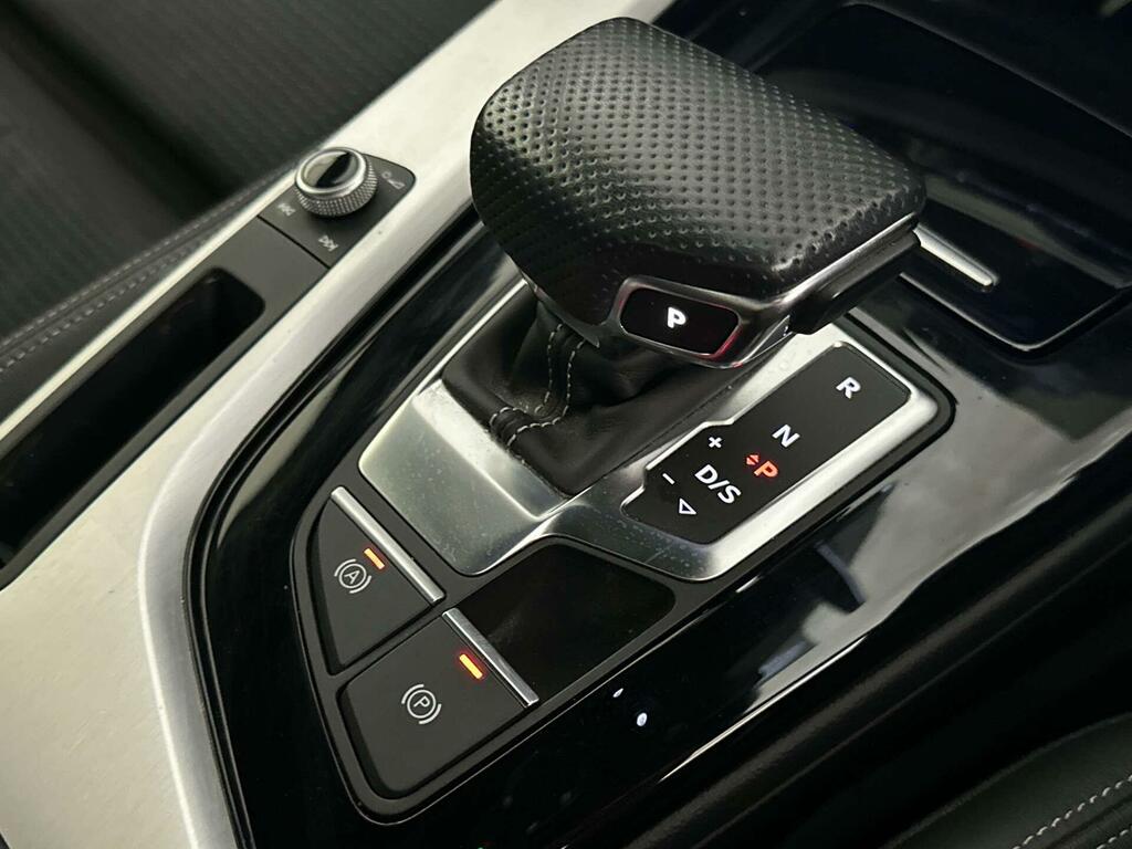 Audi A4 2.0 Tdi 35 S Line Saloon S Tronic Euro Grey #24