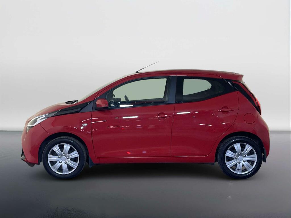 Toyota Aygo 1.0 Vvt-i X-play Hatchback X-shift Euro Red #5