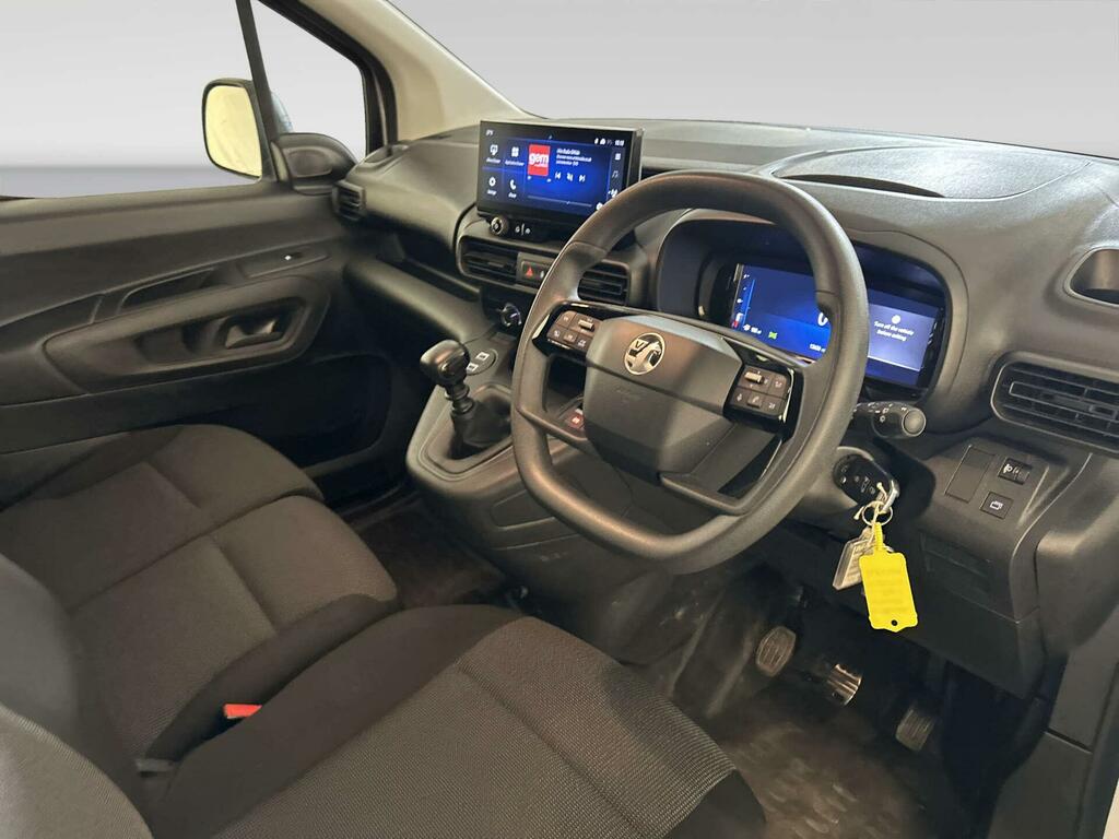 Vauxhall Combo 1.5 Turbo D 2300 Prime Panel Van White #2