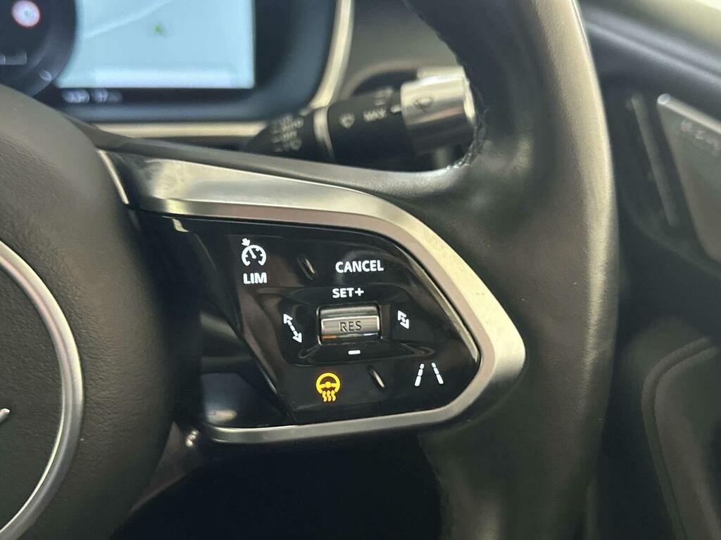 Jaguar I-Pace 294Kw Ev400 Hse 90Kwh 11Kw Charger Silver #17