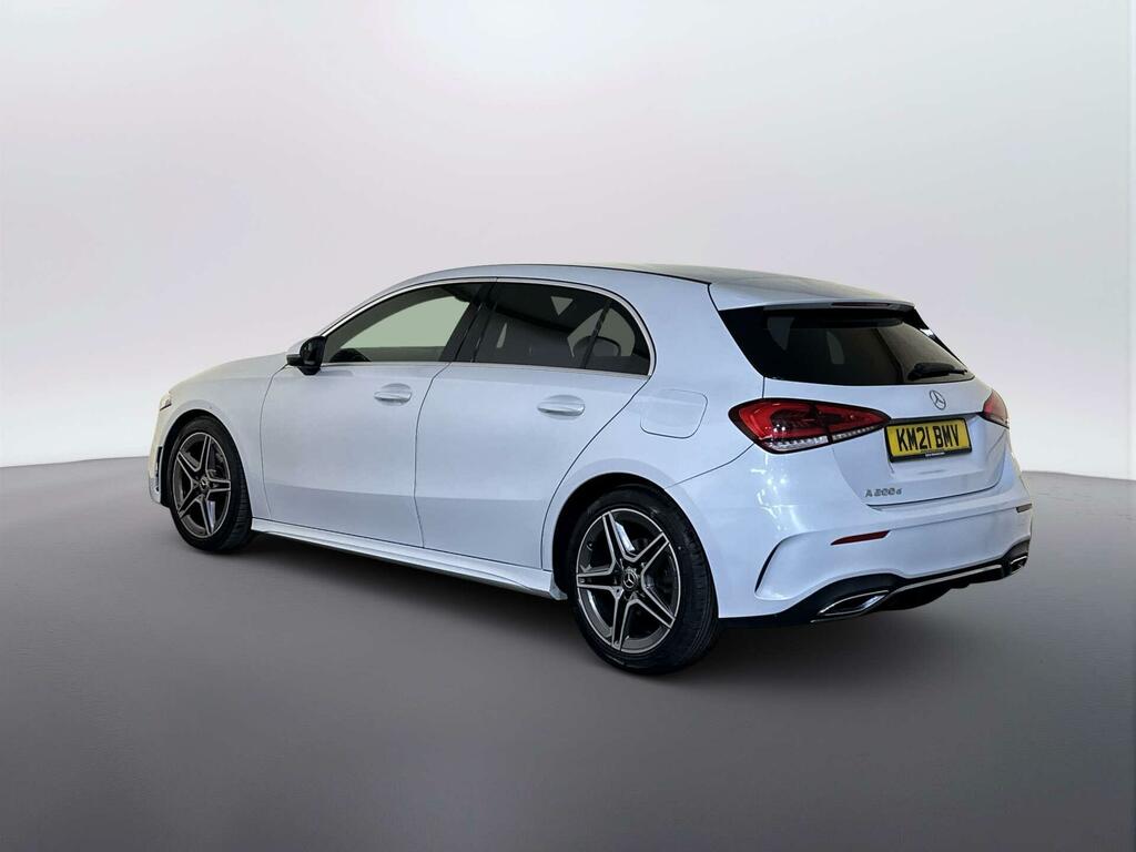 Mercedes-Benz A Class 2.0 A200d Amg Line Hatchback 8G-dct Eur White #6