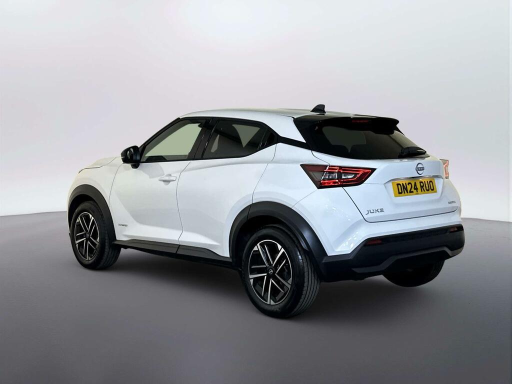 Nissan Juke 1.6 N-connecta Suv Hybrid Euro 6 White #6