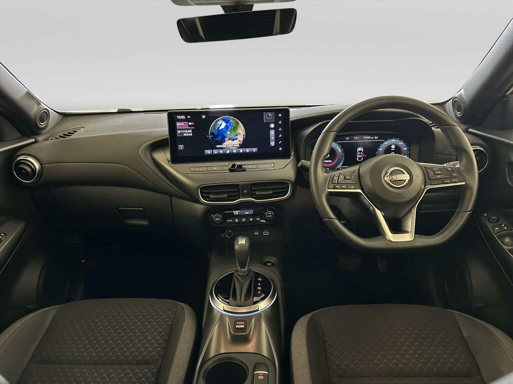 Nissan Juke 1.6 N-connecta Suv Hybrid Euro 6 White #2