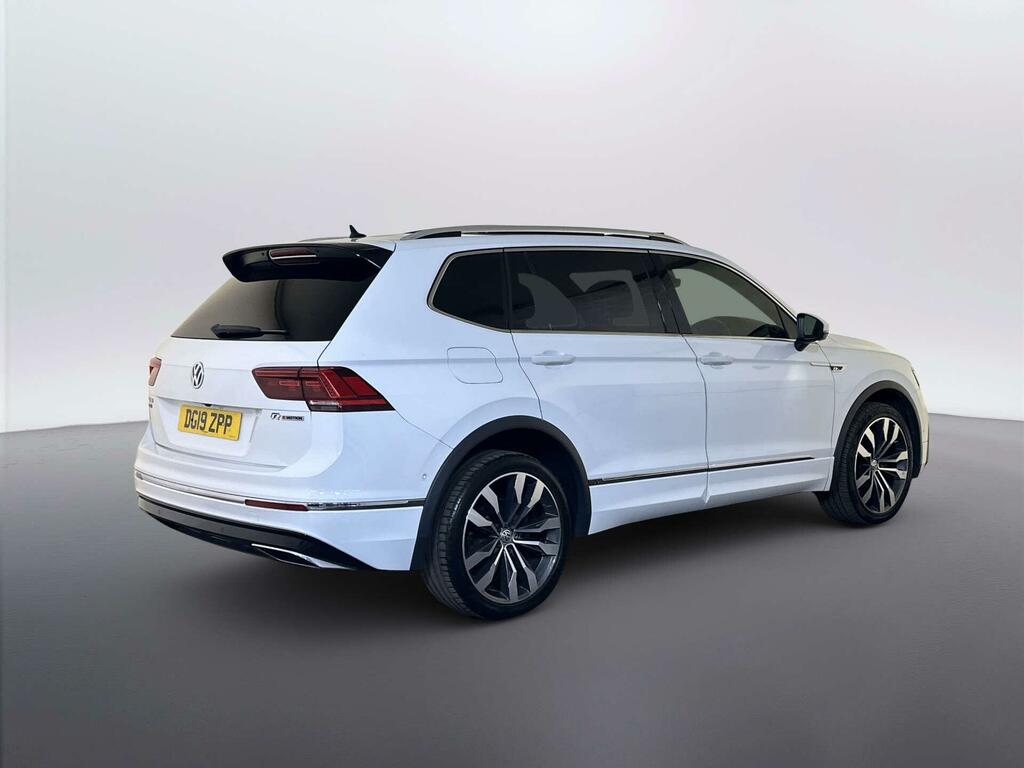 Volkswagen Tiguan Allspace 2.0 Tdi Match Black #8
