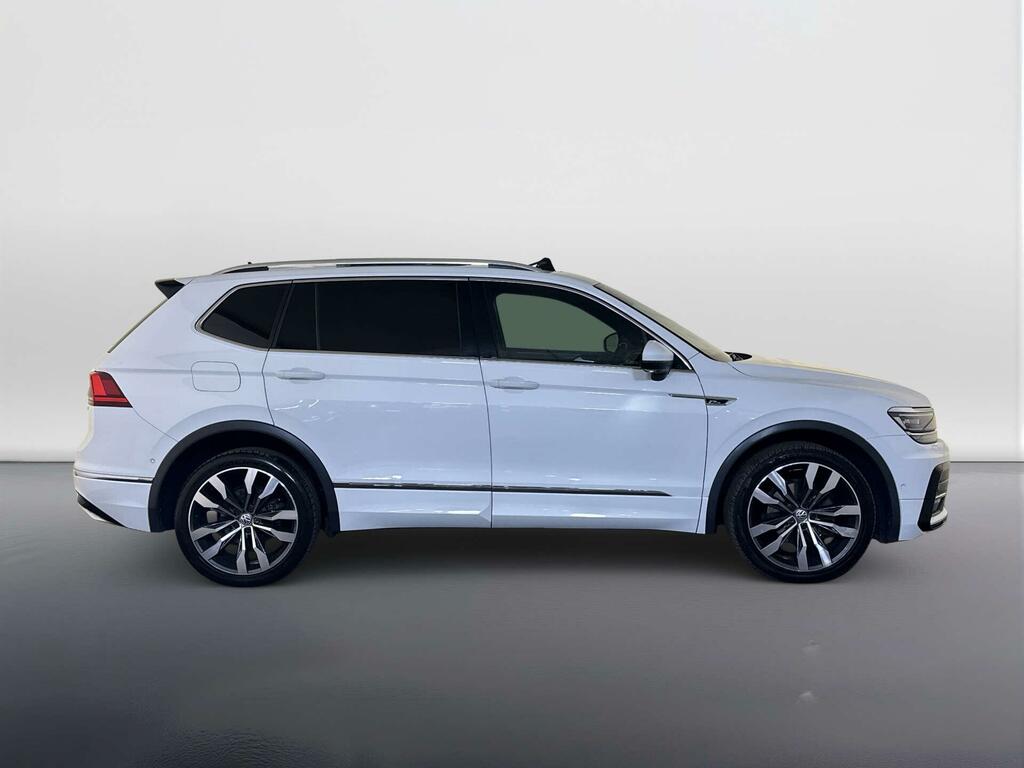 Volkswagen Tiguan Allspace 2.0 Tdi Match Black #9