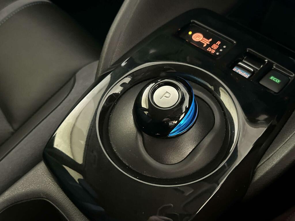Nissan Leaf 110Kw Tekna 40Kwh Black #23
