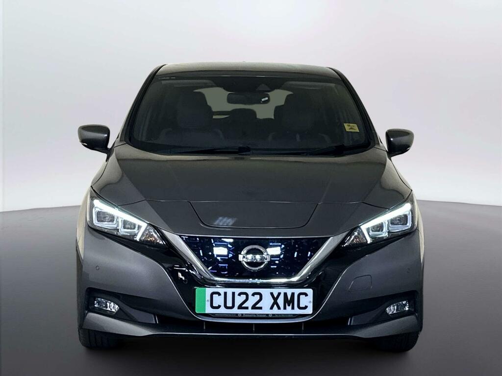 Nissan Leaf 40Kwh Tekna Hatchback 150 Ps Grey #3