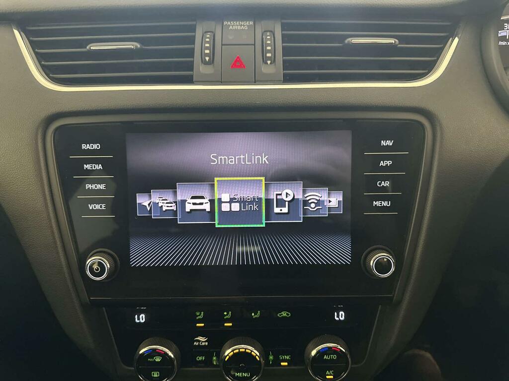 Skoda Octavia 2020 1.5 Tsi Gpf Act Se L Estate Dsg Eu Blue #20