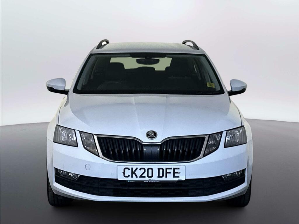 Skoda Octavia 1.6 Tdi Se Technology Estate Eur White #3