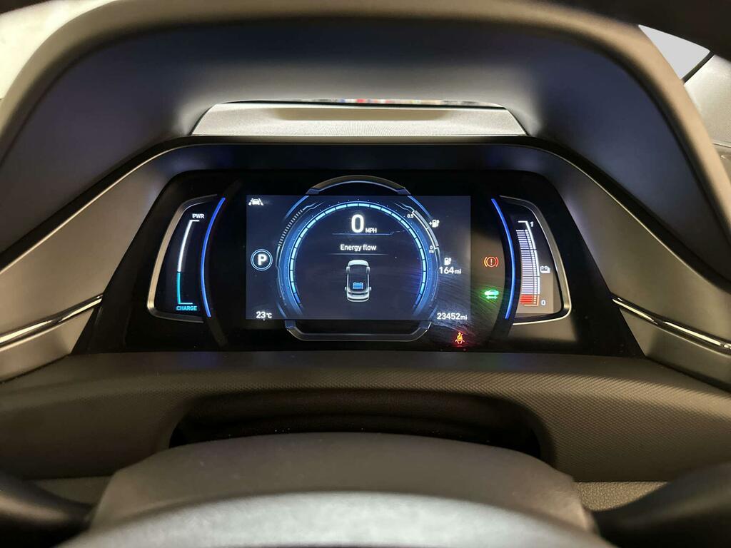 Hyundai Ioniq H-gdi Premium White #17