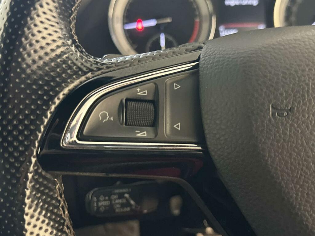 Skoda Superb 2.0 Tdi Cr 190 Laurin Klement Dsg Estate Black #13