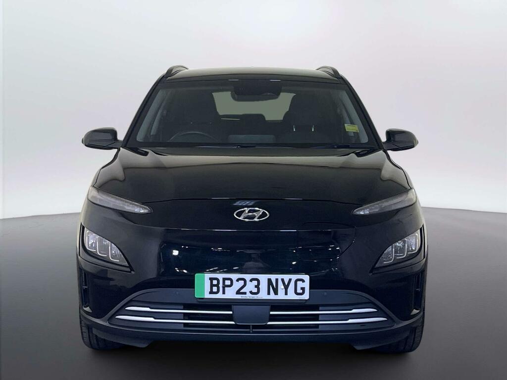 Hyundai Kona 64Kwh Premium Suv 10.5Kw Charge Black #3