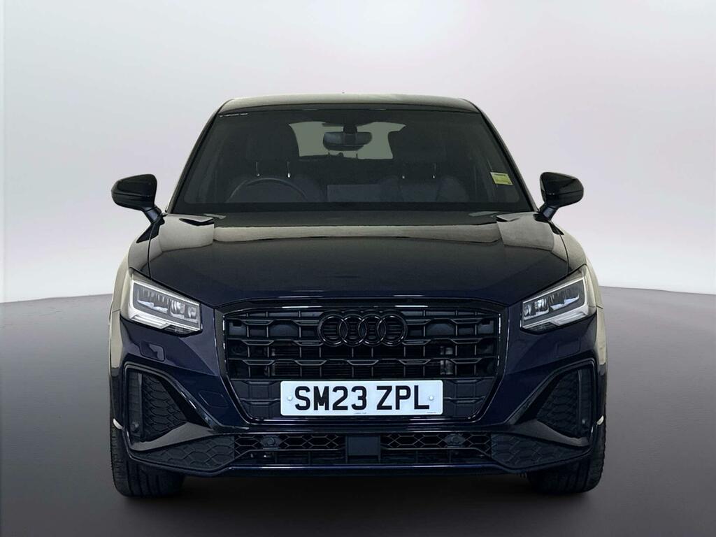 Audi Q2 1.5 Tfsi Cod 35 Black Edition Suv Manua Blue #3