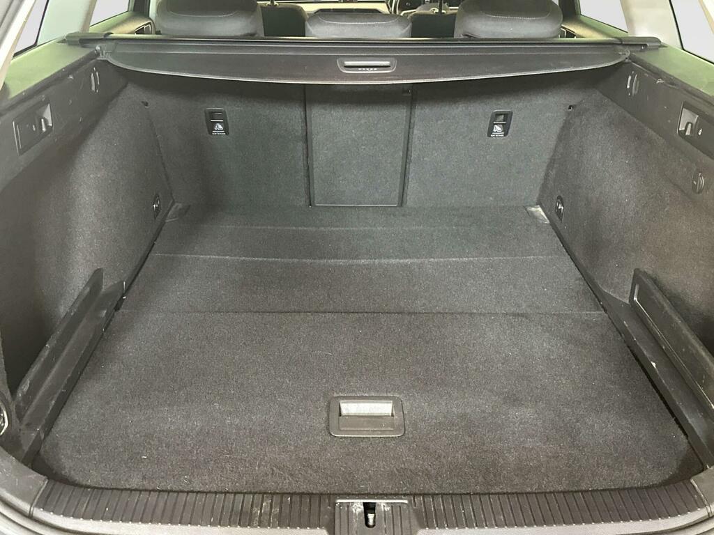 Volkswagen Passat Estate Sel 1.5 Tsi 150Ps 7-Speed Dsg Black #13