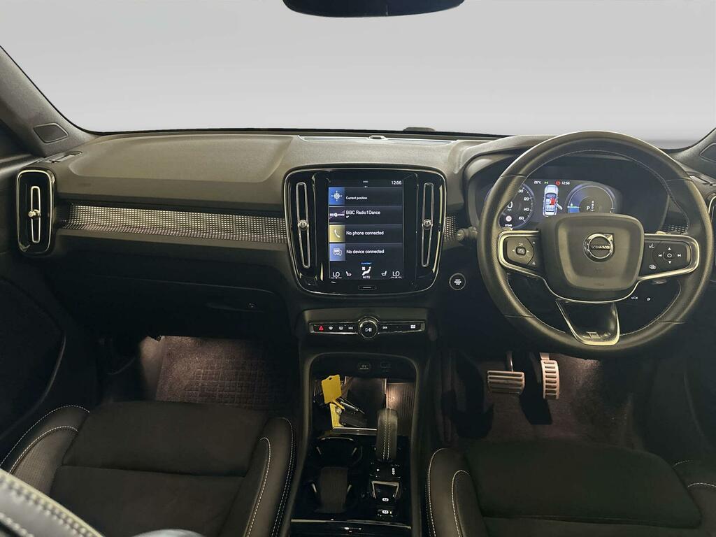 Volvo XC40 1.5H T5 Twin Engine Recharge 10.7Kwh R-design Pro Grey #2