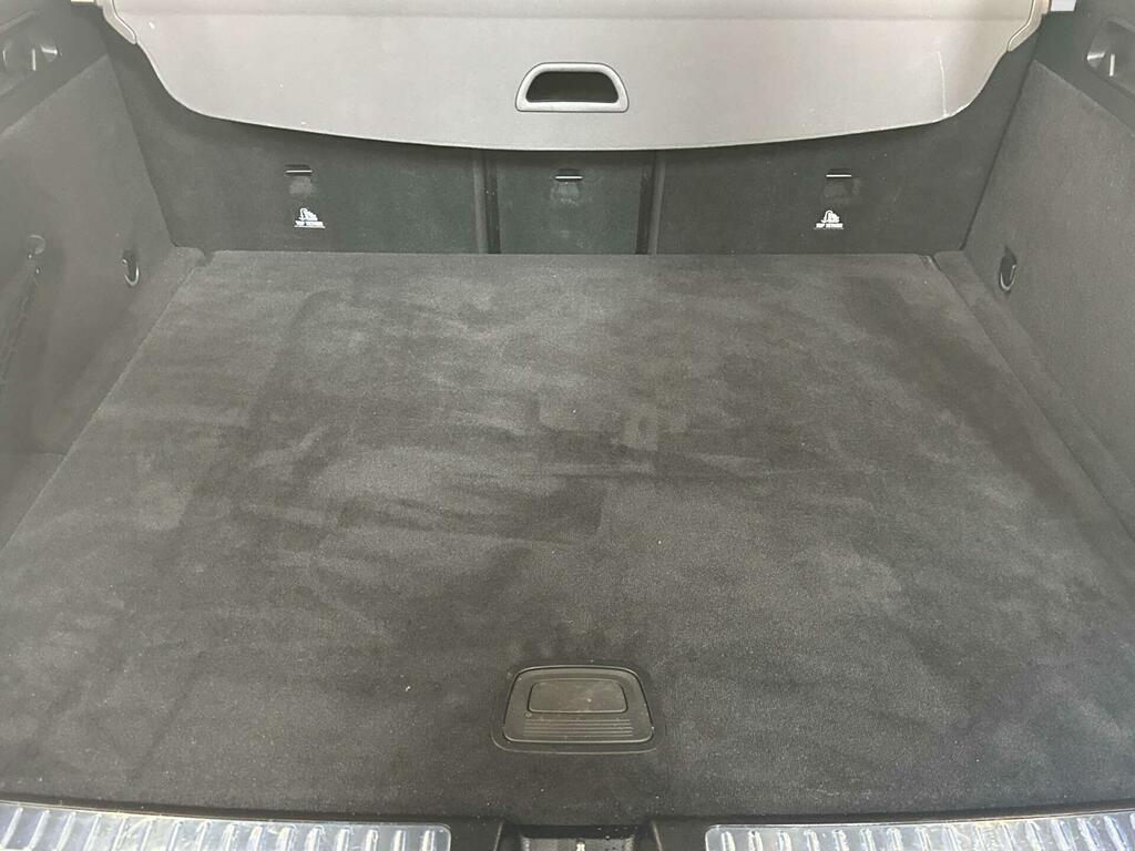 Mercedes-Benz EQC Eqc 400 300Kw Amg Line Premium Plus 80Kwh Grey #13