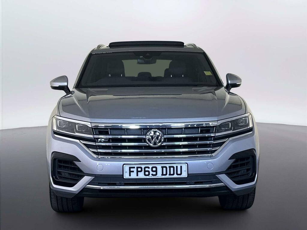 Volkswagen Touareg 3.0 Tsi V6 R-line Suv Tiptronic 4Motion Silver #3