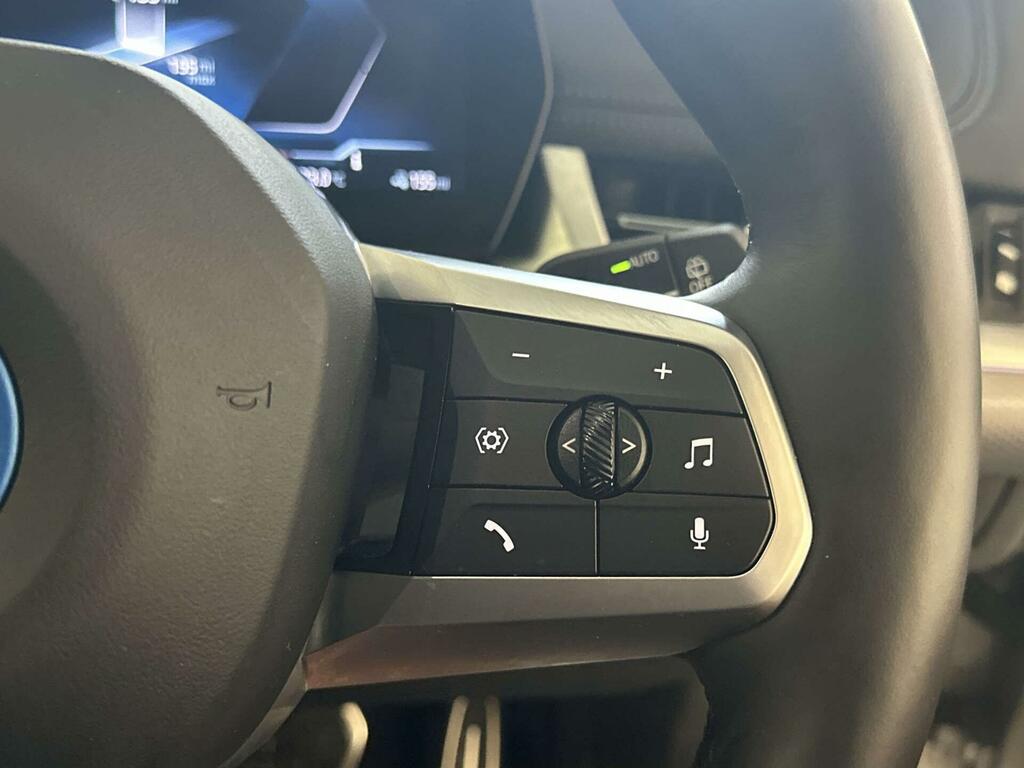 BMW iX1 30 66.5Kwh M Sport Xdrive 11Kw Charger #18