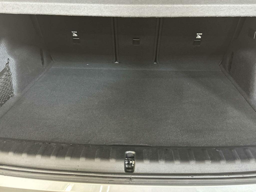 BMW iX1 30 66.5Kwh M Sport Xdrive 11Kw Charger #13