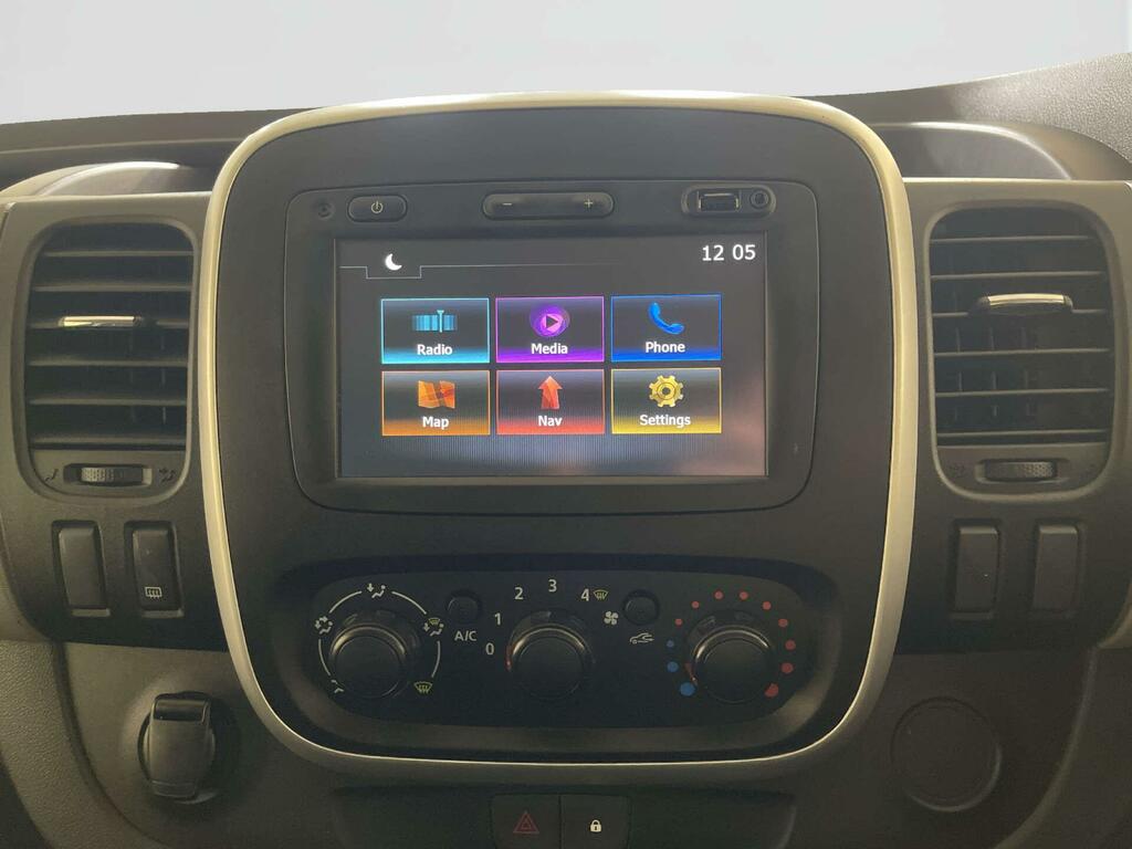 Renault Trafic 2.0 Dci Energy 30 Sport Lwb Standard Roof Euro 6 Silver #17