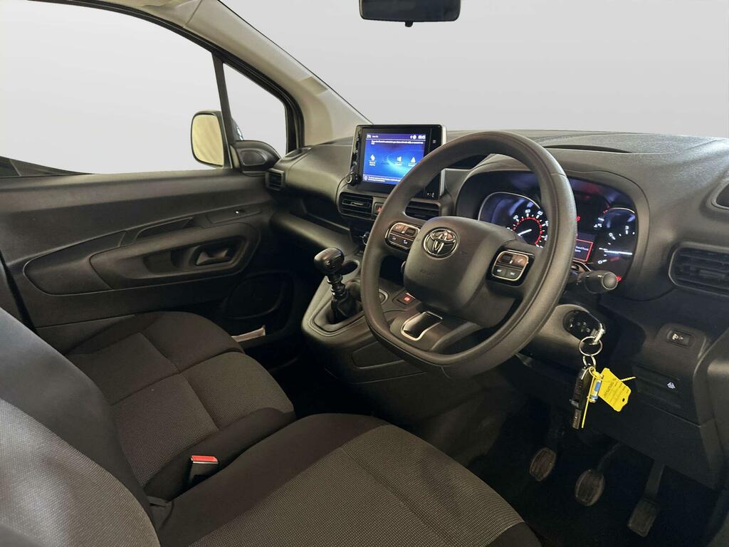 Toyota Proace City 1.5 Bluehdi Icon Short Panel Van White #2
