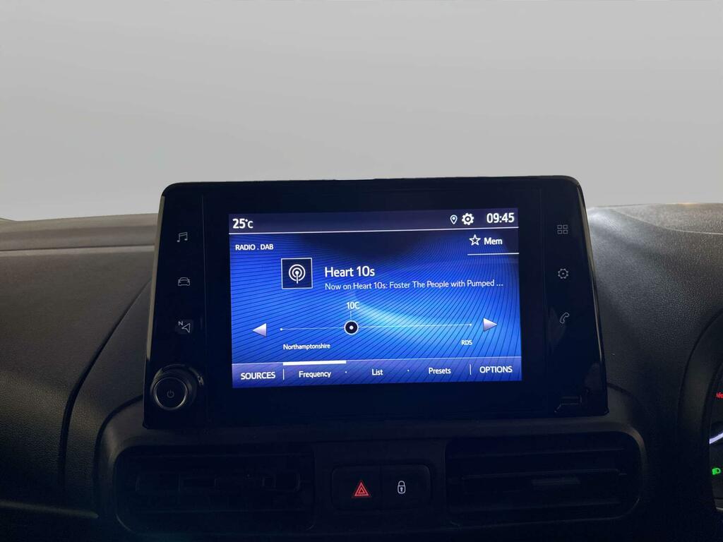 Toyota Proace City 1.5 Bluehdi Active Short Panel Van Swb Euro 6 Ss White #19