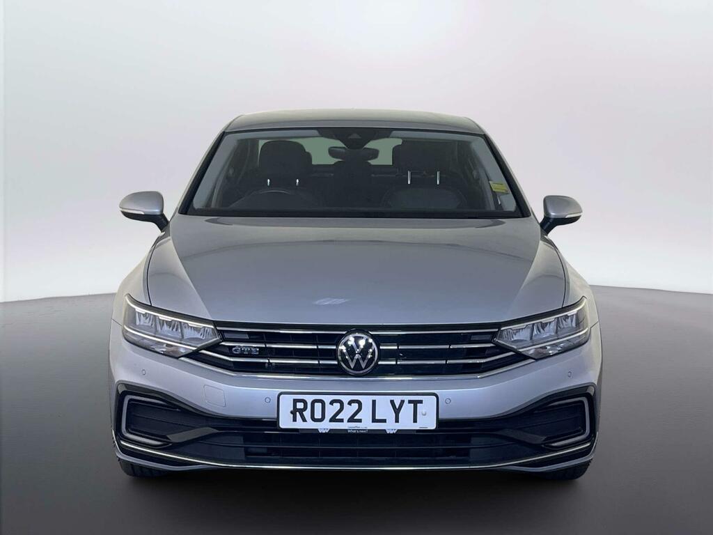 Volkswagen Passat 1.4 Tsi 13Kwh Gte Saloon Plug-in Hybrid Silver #3