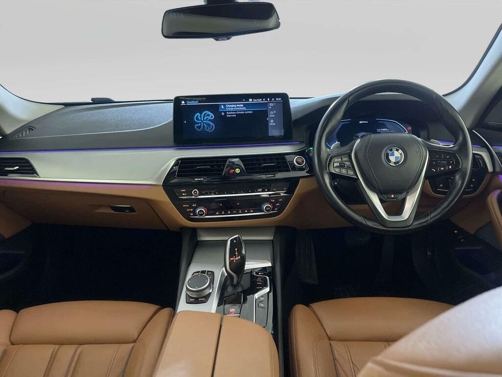 BMW 5 Series 2.0 530E 12Kwh Se Touring Plug-in Hybri Black #2