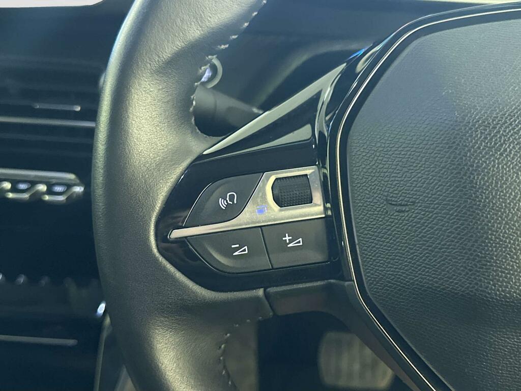 Peugeot e-2008 50Kwh Gt Suv 7Kw Charger 136 Orange #14