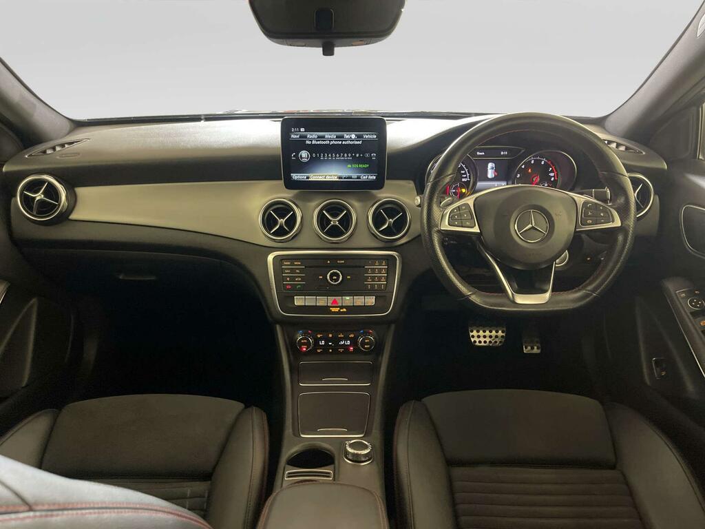Mercedes-Benz GLA Class 1.6 Gla180 Amg Line Edition Suv 7G-dct Grey #2