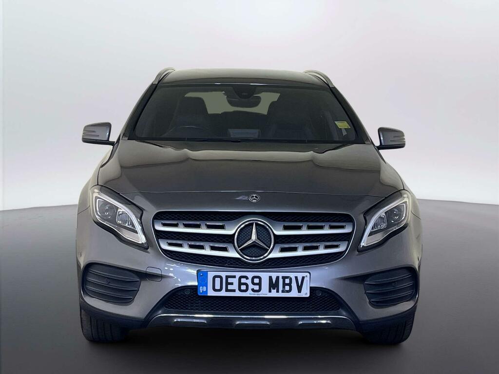 Mercedes-Benz GLA Class 1.6 Gla180 Amg Line Edition Suv 7G-dct Grey #3