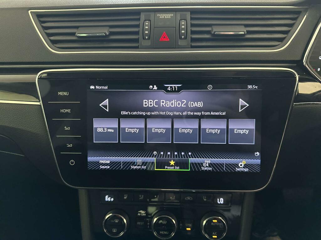 Skoda Superb Estate 1.4 Tsi Iv 13Kwh Laurin Klement Dsg Euro Green #19