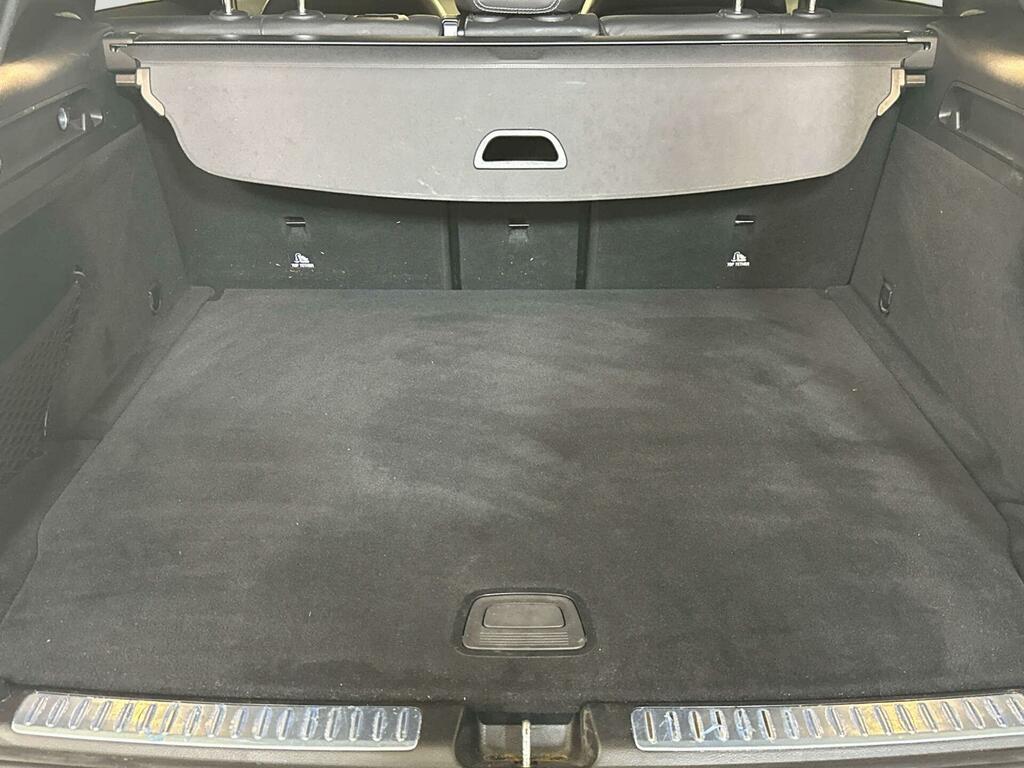 Mercedes-Benz EQC Eqc 400 300Kw Amg Line 80Kwh White #25