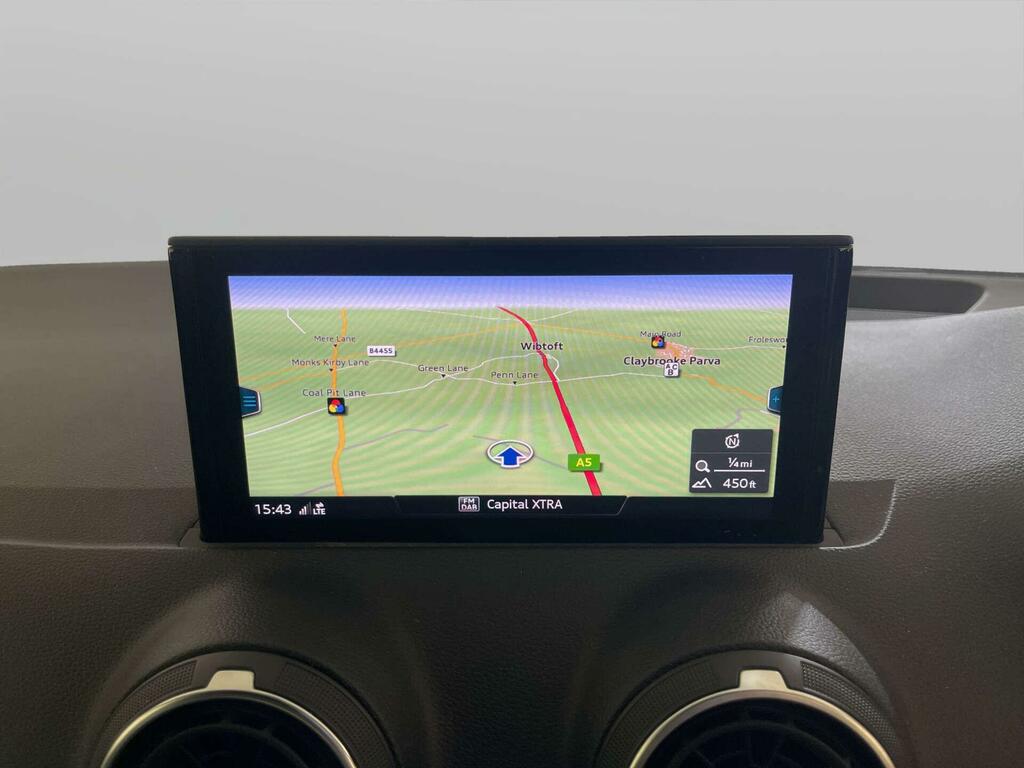 Audi SQ2 2L Null Grey #18
