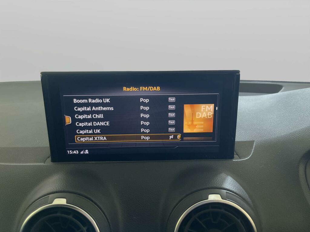 Audi SQ2 2L Null Grey #20