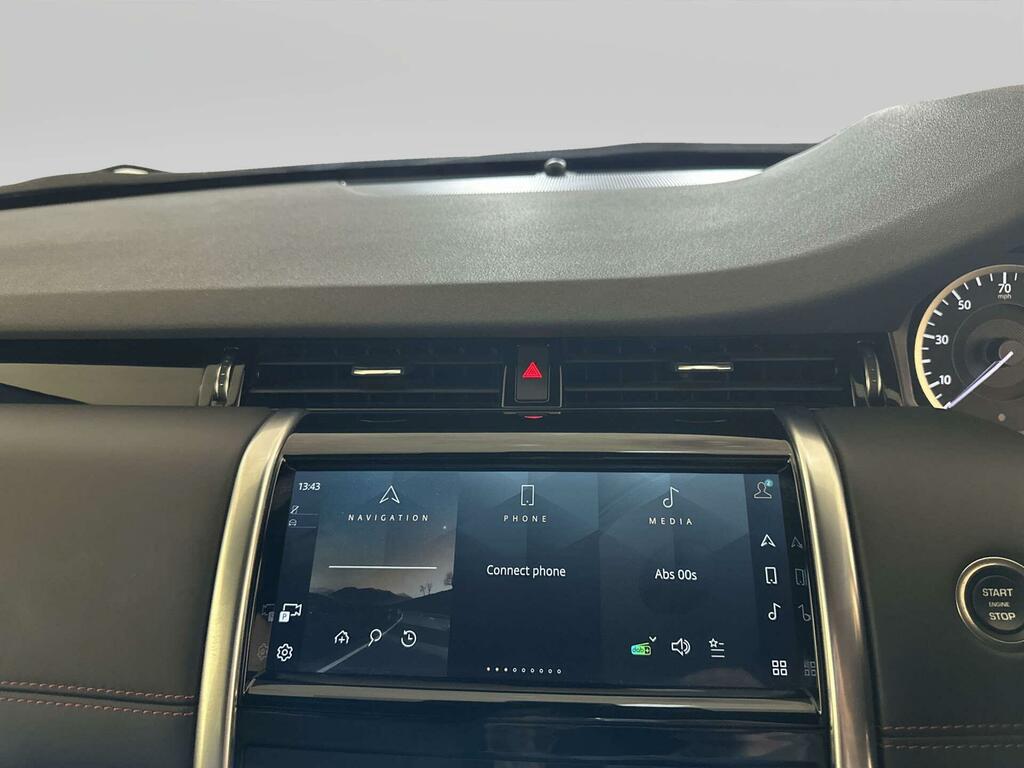 Land Rover Discovery Sport 1.5 P300e Urban Edition 5 Seat #18