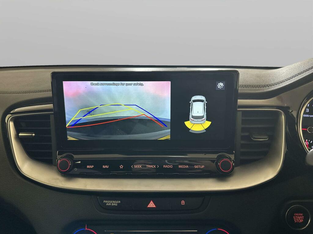 Kia Proceed Gt-line S White #20