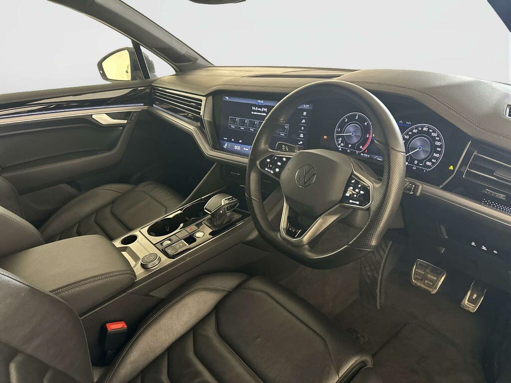 Volkswagen Touareg Estate 3.0 V6 Tdi 4Motion Black Edition Blue #14