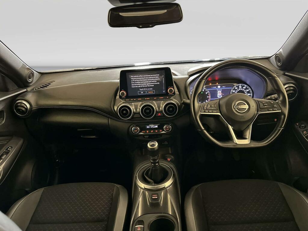 Nissan Juke 1.0 Dig-t N-connecta Suv Euro 6 LM24CLV Black #2